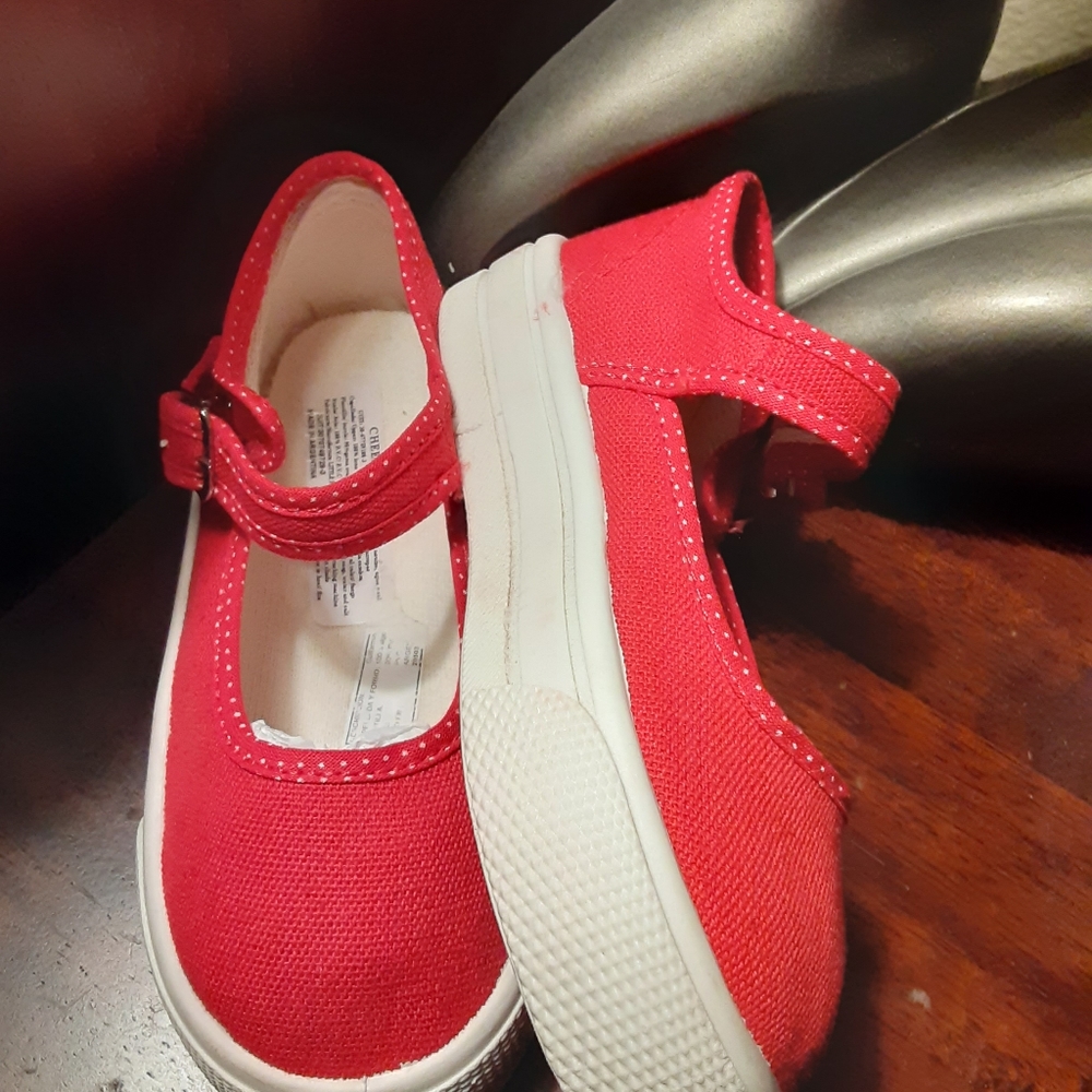NWOT Cheek Mary Jane Baby Platforms. Sturdy Red Canvas. Super Sale